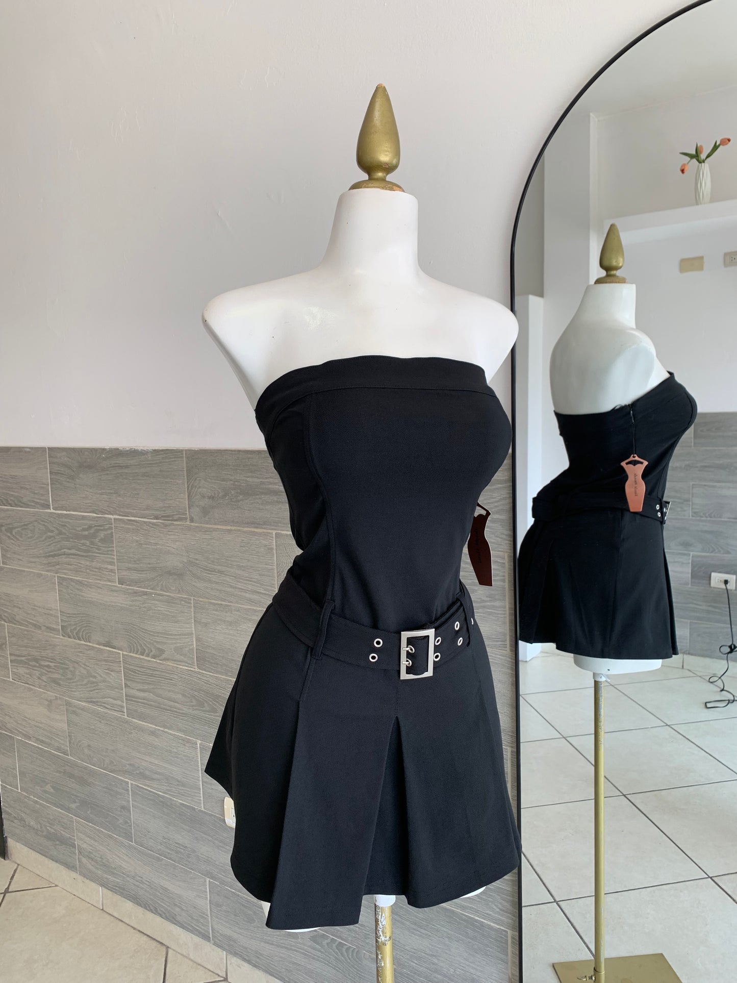 Vestido black belt